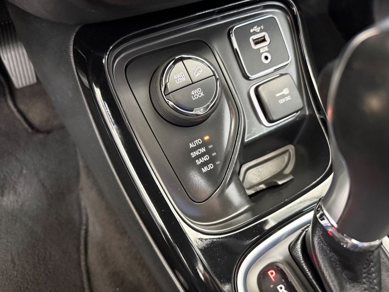 Jeep Compass Limited 2.0 4×4 16v 2020/2020 COVEL VEICULOS ENCANTADO / Carros no Vale