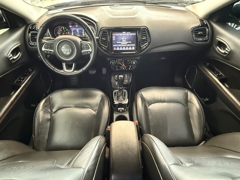Jeep Compass Limited 2.0 4×4 16v 2020/2020 COVEL VEICULOS ENCANTADO / Carros no Vale