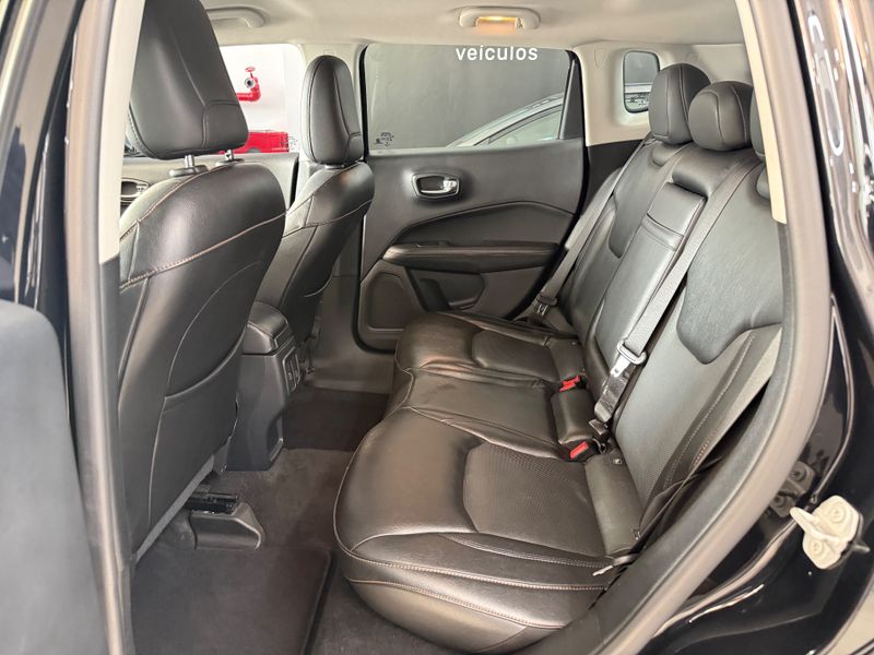 Jeep Compass Limited 2.0 4×4 16v 2020/2020 COVEL VEICULOS ENCANTADO / Carros no Vale