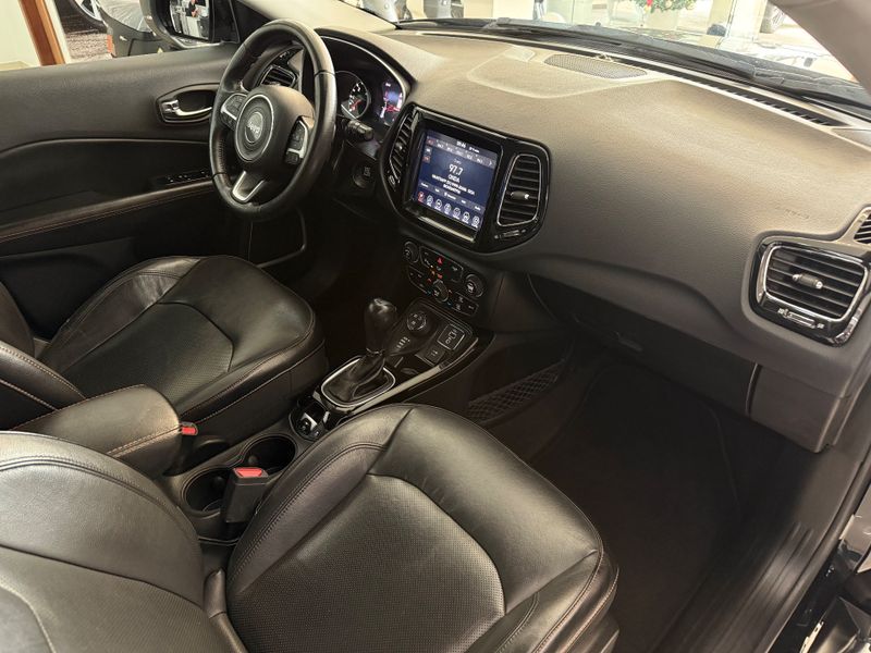Jeep Compass Limited 2.0 4×4 16v 2020/2020 COVEL VEICULOS ENCANTADO / Carros no Vale
