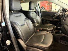 Jeep Compass Longitude 2.0 2017/2017 COVEL VEICULOS ENCANTADO / Carros no Vale