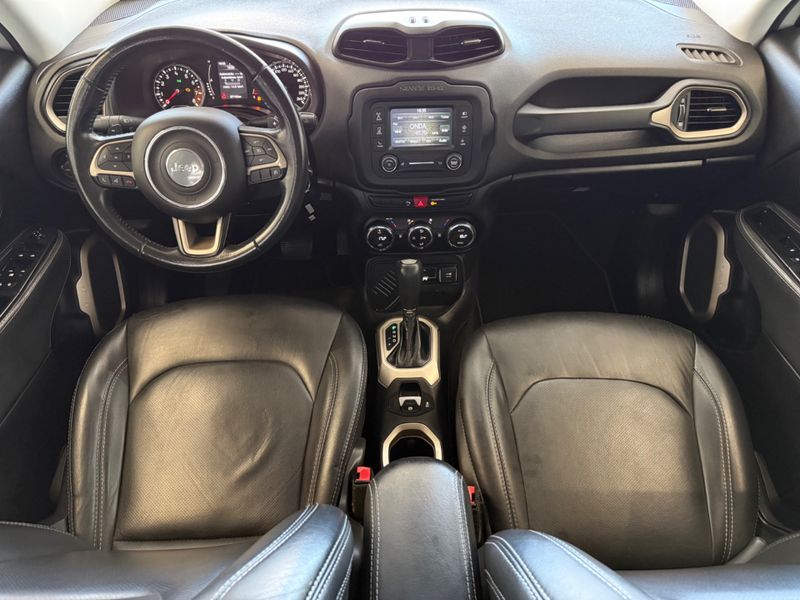 Jeep Renegade Longitude 1.8 2015/2016 COVEL VEICULOS ENCANTADO / Carros no Vale