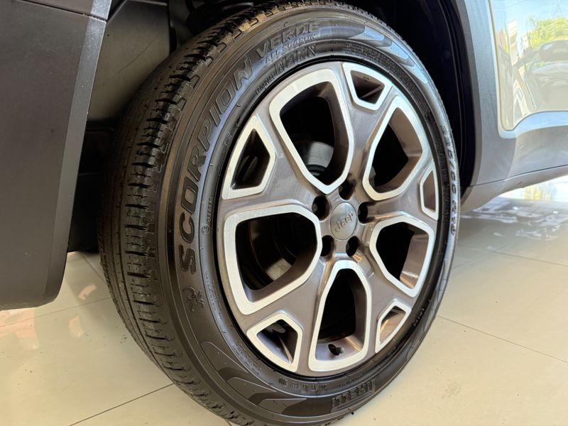 Jeep Renegade Longitude 1.8 2015/2016 COVEL VEICULOS ENCANTADO / Carros no Vale