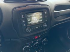 Jeep Renegade Longitude 1.8 2015/2016 COVEL VEICULOS ENCANTADO / Carros no Vale