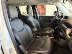 Jeep Renegade Longitude 1.8 2015/2016 COVEL VEICULOS ENCANTADO / Carros no Vale
