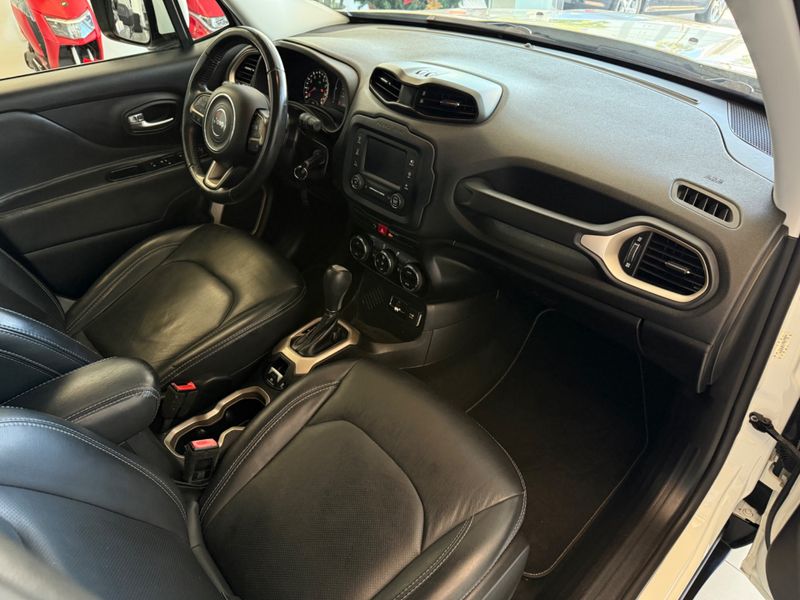 Jeep Renegade Longitude 1.8 2015/2016 COVEL VEICULOS ENCANTADO / Carros no Vale