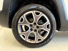 Jeep Renegade Longitude 1.8 2015/2016 COVEL VEICULOS ENCANTADO / Carros no Vale