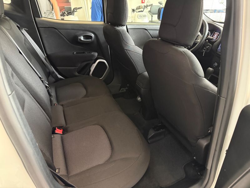 Jeep Renegade Sport 1.8 4×2 16v 2019/2020 COVEL VEICULOS ENCANTADO / Carros no Vale