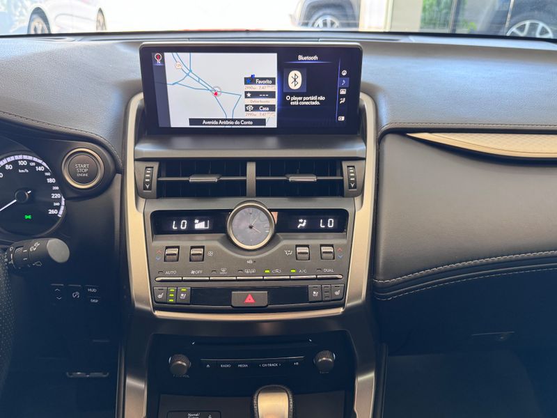 Lexus Nx300 F Sport 2018/2018 COVEL VEICULOS ENCANTADO / Carros no Vale