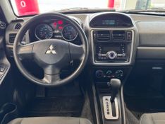 Mitsubishi Pajero Tr4 Fl 2wd Hp 2013/2013 COVEL VEICULOS ENCANTADO / Carros no Vale