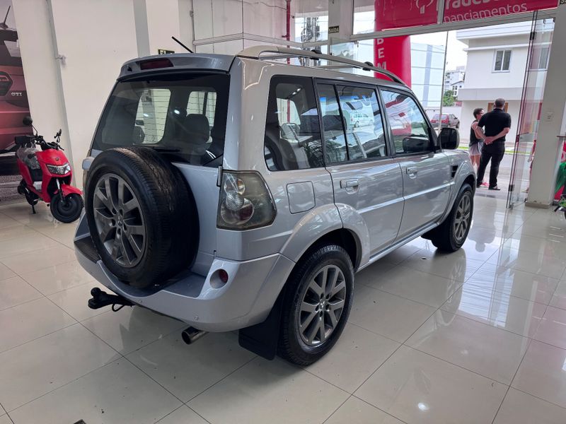 Mitsubishi Pajero Tr4 Fl 2wd Hp 2013/2013 COVEL VEICULOS ENCANTADO / Carros no Vale