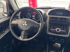 Mitsubishi Pajero Tr4 Fl 2wd Hp 2013/2013 COVEL VEICULOS ENCANTADO / Carros no Vale