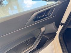 Volkswagen Polo Track 1.0 12v 2023/2023 COVEL VEICULOS ENCANTADO / Carros no Vale