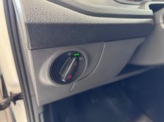 Volkswagen Polo Track 1.0 12v 2023/2023 COVEL VEICULOS ENCANTADO / Carros no Vale