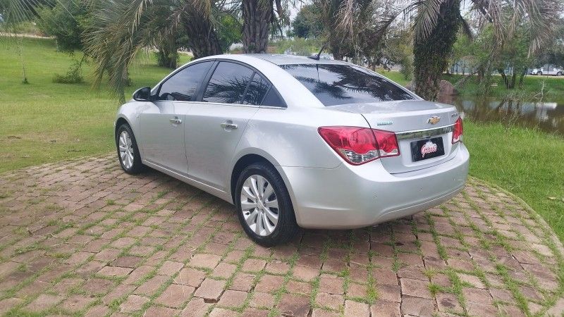 Chevrolet CRUZE SEDAN LTZ 1.8 2013 GRASSI VEÍCULOS LAJEADO / Carros no Vale