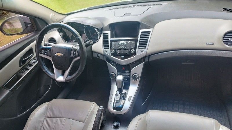 Chevrolet CRUZE SEDAN LTZ 1.8 2013 GRASSI VEÍCULOS LAJEADO / Carros no Vale