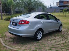 Ford FIESTA SEDAN SE 1.6 2012 GRASSI VEÍCULOS LAJEADO / Carros no Vale