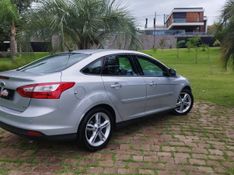Ford FOCUS SEDAN SE 2.0 2014 GRASSI VEÍCULOS LAJEADO / Carros no Vale