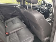 Ford FOCUS SEDAN SE 2.0 2014 GRASSI VEÍCULOS LAJEADO / Carros no Vale