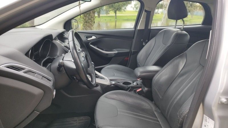 Ford FOCUS SEDAN SE 2.0 2014 GRASSI VEÍCULOS LAJEADO / Carros no Vale