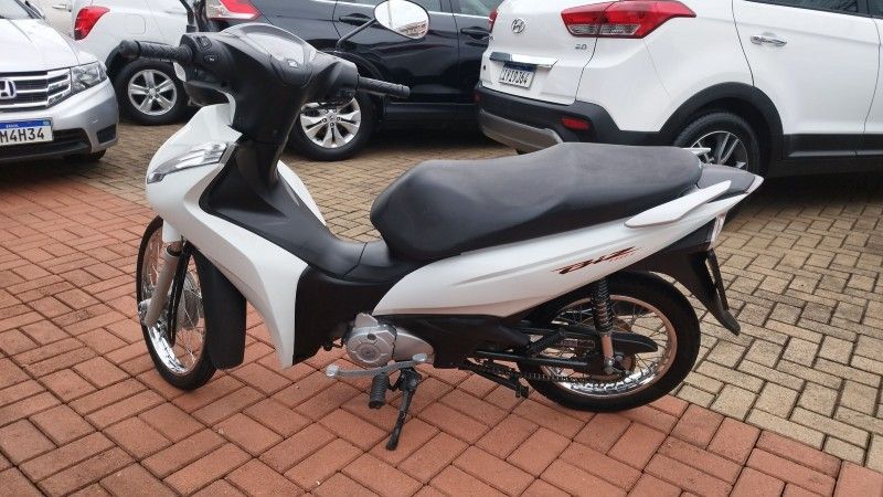Honda Motos BIZ 110i 2018 GRASSI VEÍCULOS LAJEADO / Carros no Vale Honda Motos BIZ 110i 2018 GRASSI VEÍCULOS LAJEADO / Carros no Vale