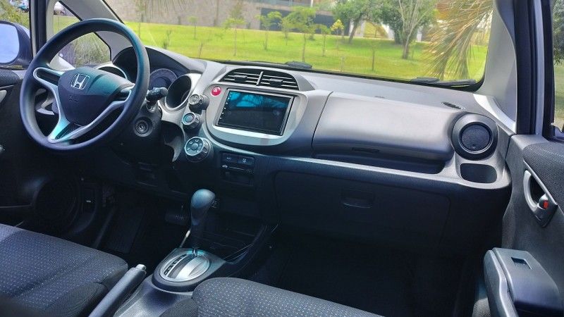 Honda FIT DX 1.4 2011 GRASSI VEÍCULOS LAJEADO / Carros no Vale