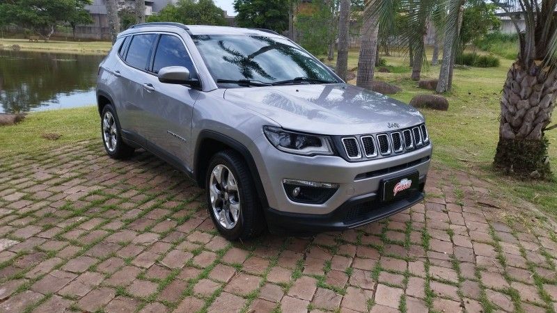 Jeep COMPASS LONGITUDE 2.0 2020 GRASSI VEÍCULOS LAJEADO / Carros no Vale