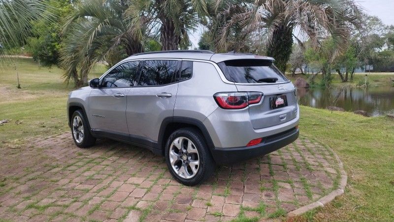 Jeep COMPASS LONGITUDE 2.0 2020 GRASSI VEÍCULOS LAJEADO / Carros no Vale