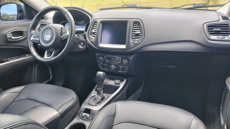 Jeep COMPASS LONGITUDE 2.0 2020 GRASSI VEÍCULOS LAJEADO / Carros no Vale