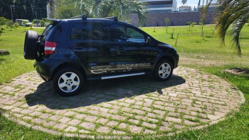 Volkswagen CROSSFOX 1.6 2008 GRASSI VEÍCULOS LAJEADO / Carros no Vale