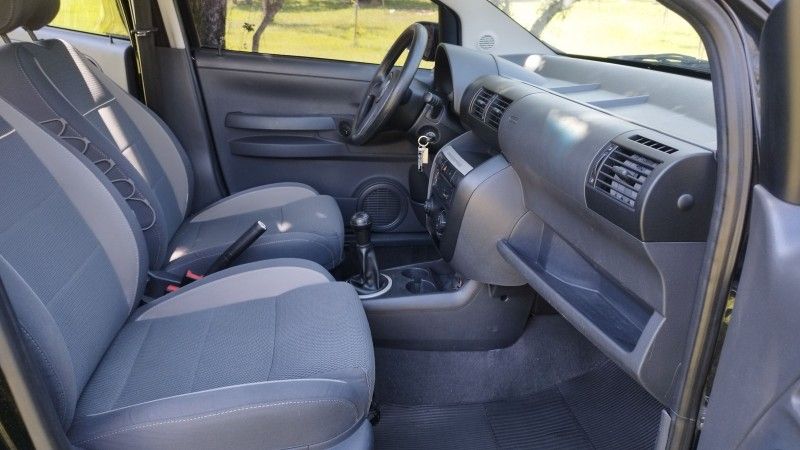 Volkswagen CROSSFOX 1.6 2008 GRASSI VEÍCULOS LAJEADO / Carros no Vale