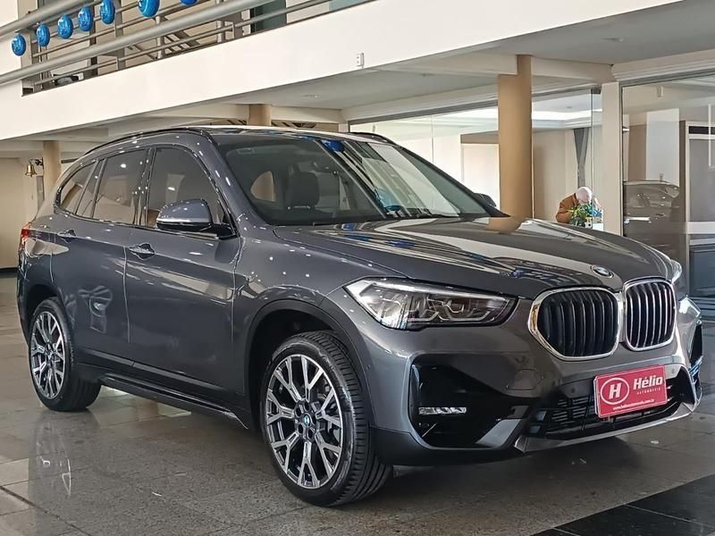 BMW X1 X DRIVE 25i 2020 HÉLIO AUTOMÓVEIS LAJEADO / Carros no Vale