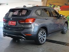 BMW X1 X DRIVE 25i 2020 HÉLIO AUTOMÓVEIS LAJEADO / Carros no Vale