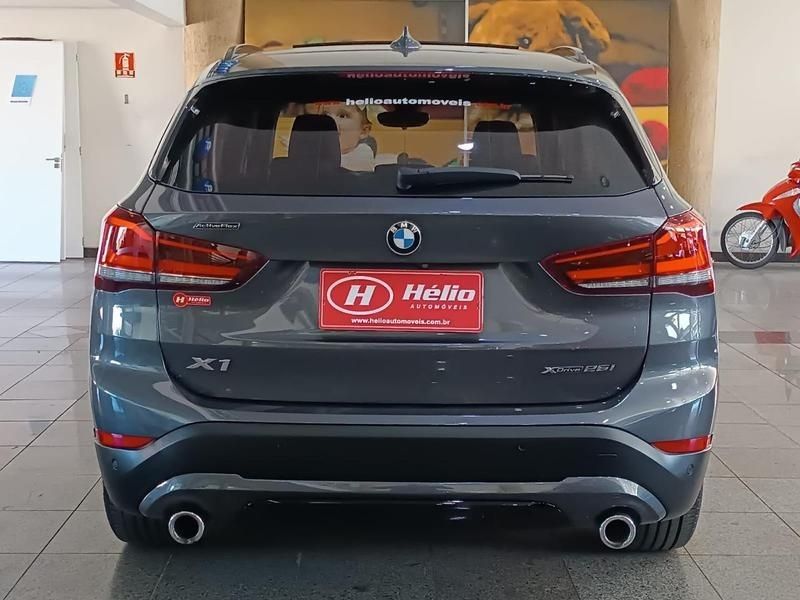 BMW X1 X DRIVE 25i 2020 HÉLIO AUTOMÓVEIS LAJEADO / Carros no Vale