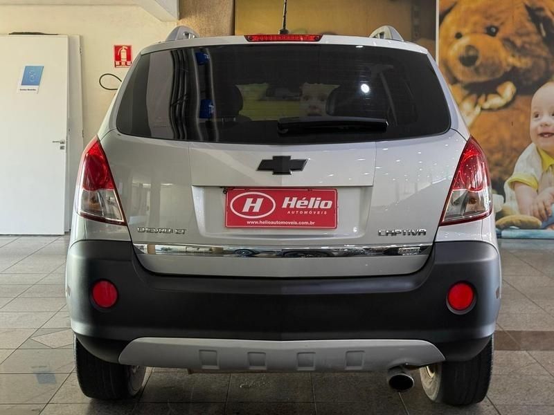 Chevrolet CAPTIVA SPORT 2.4 2011 HÉLIO AUTOMÓVEIS LAJEADO / Carros no Vale