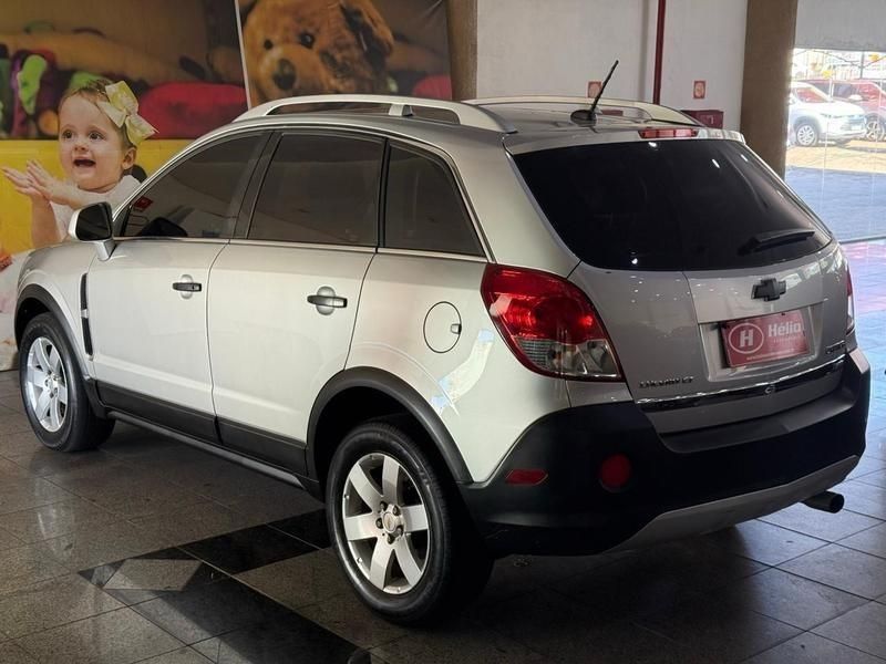 Chevrolet CAPTIVA SPORT 2.4 2011 HÉLIO AUTOMÓVEIS LAJEADO / Carros no Vale