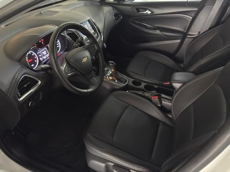 Chevrolet CRUZE LT SPORT 1.8 2020 HÉLIO AUTOMÓVEIS LAJEADO / Carros no Vale