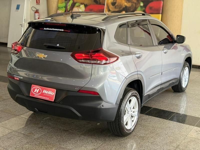 Chevrolet TRACKER LT 1.0 TURBO 2023 HÉLIO AUTOMÓVEIS LAJEADO / Carros no Vale