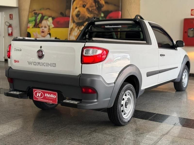 Fiat STRADA WORKING 1.4 CS 2016 HÉLIO AUTOMÓVEIS LAJEADO / Carros no Vale