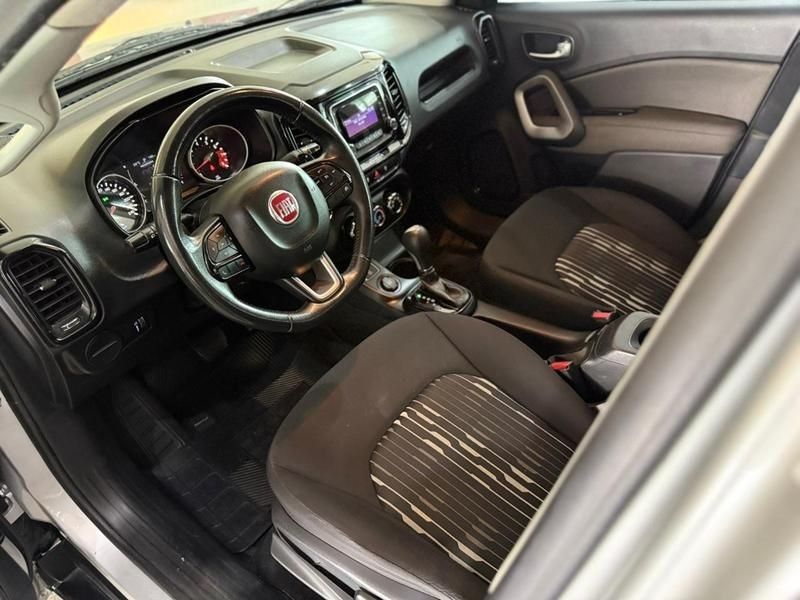 Fiat TORO FREEDOM 1.8 2018 HÉLIO AUTOMÓVEIS LAJEADO / Carros no Vale