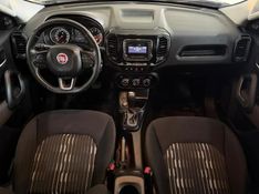 Fiat TORO FREEDOM 1.8 2018 HÉLIO AUTOMÓVEIS LAJEADO / Carros no Vale