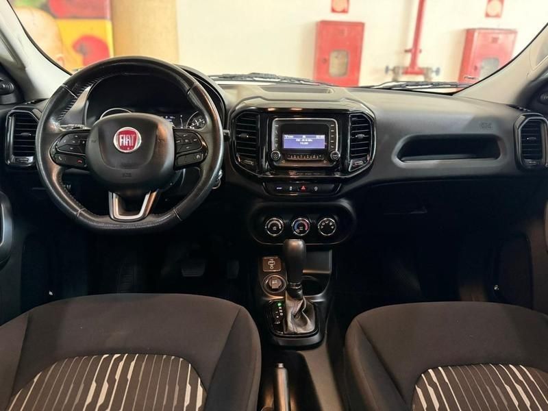 Fiat TORO FREEDOM 1.8 2018 HÉLIO AUTOMÓVEIS LAJEADO / Carros no Vale