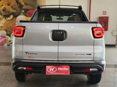 Fiat TORO FREEDOM 1.8 2018 HÉLIO AUTOMÓVEIS LAJEADO / Carros no Vale