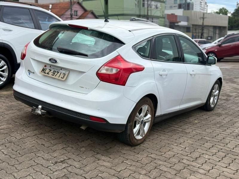 Ford FOCUS S 1.6 2014 HÉLIO AUTOMÓVEIS LAJEADO / Carros no Vale