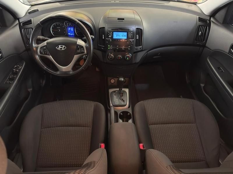 Hyundai I30 2.0 2012 HÉLIO AUTOMÓVEIS LAJEADO / Carros no Vale