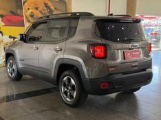 Jeep RENEGADE SPORT 1.8 2021 HÉLIO AUTOMÓVEIS LAJEADO / Carros no Vale