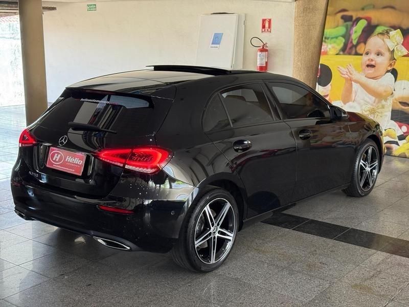 Mercedes-Benz A-250 TB SPORT 2.0 2023 HÉLIO AUTOMÓVEIS LAJEADO / Carros no Vale
