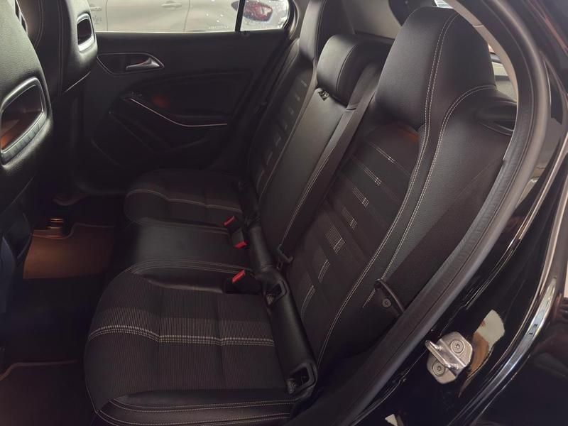 Mercedes-Benz GLA 200 ADVANCE 1.6 TB 2018 HÉLIO AUTOMÓVEIS LAJEADO / Carros no Vale