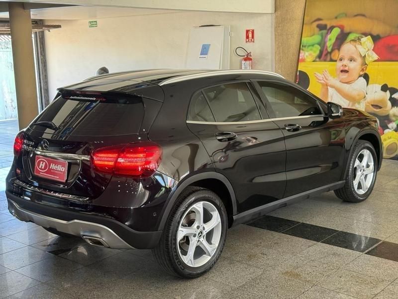 Mercedes-Benz GLA 200 ADVANCE 1.6 TB 2018 HÉLIO AUTOMÓVEIS LAJEADO / Carros no Vale