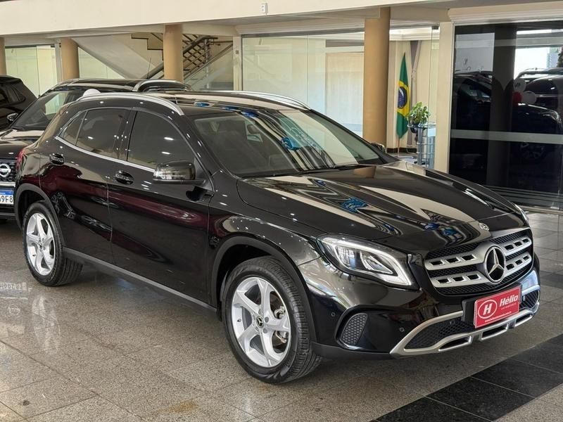 Mercedes-Benz GLA 200 ADVANCE 1.6 TB 2018 HÉLIO AUTOMÓVEIS LAJEADO / Carros no Vale